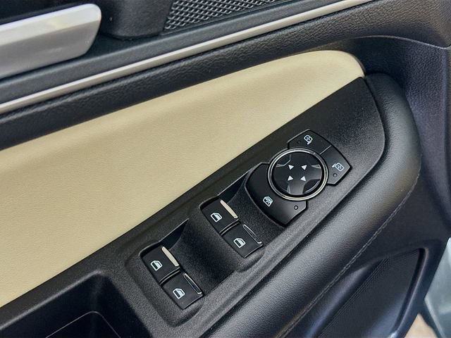 Certified 2024 Ford Edge SEL w/ Convenience Package image 8