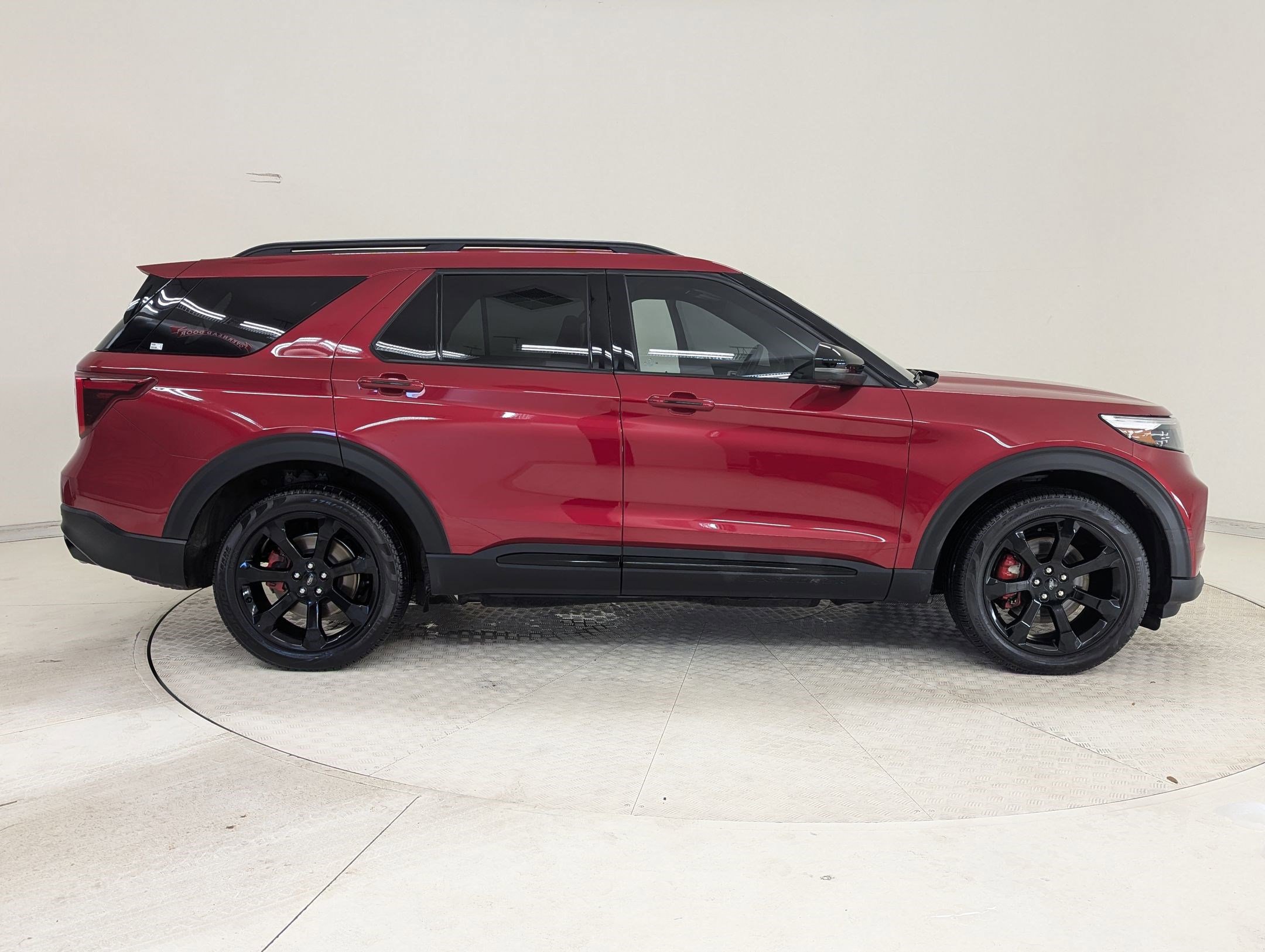 Certified 2023 Ford Explorer ST w/ Equipment Group 401A image 6