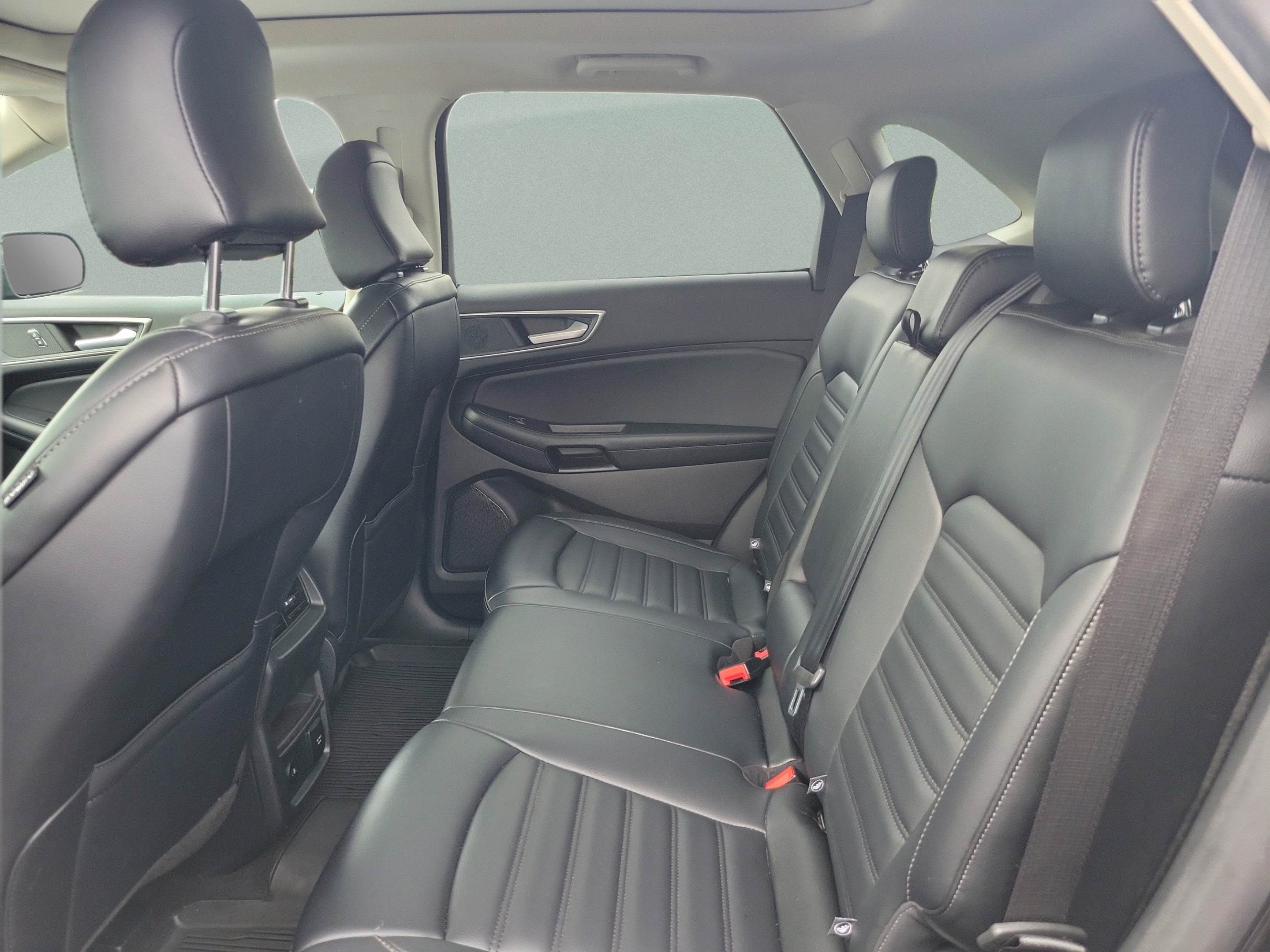 Certified 2024 Ford Edge SEL w/ Convenience Package AWD/4WD image 9