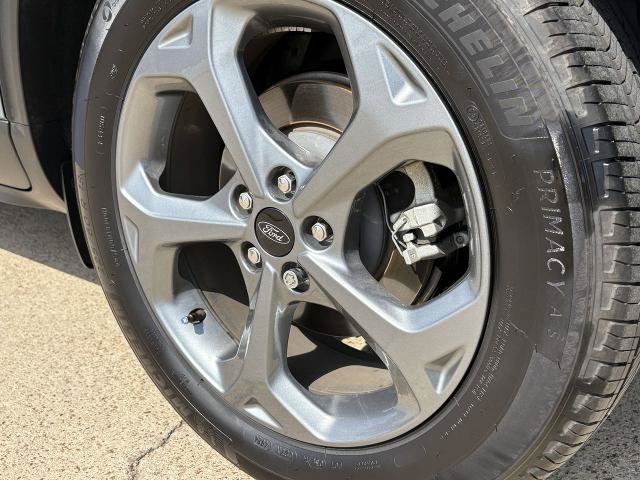 Certified 2025 Ford Escape ST-Line FWD image 11