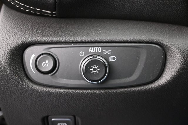 Used 2023 Chevrolet Blazer LT w/ Driver Confidence Package FWD image 24