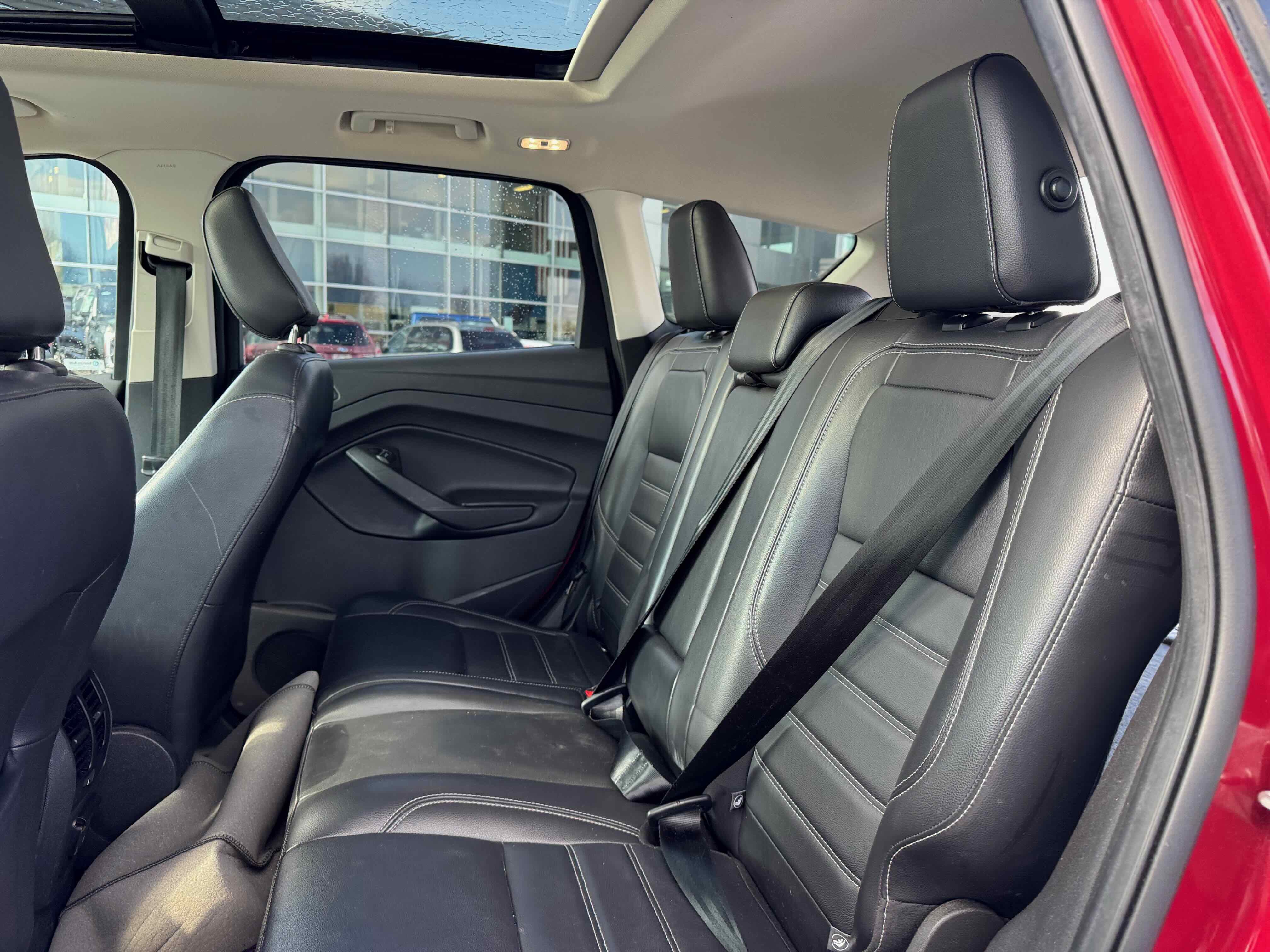 Certified 2019 Ford Escape Titanium image 27