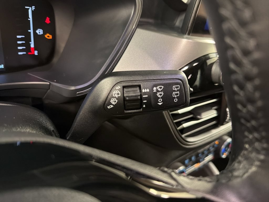 Certified 2023 Ford Escape Active AWD/4WD image 19