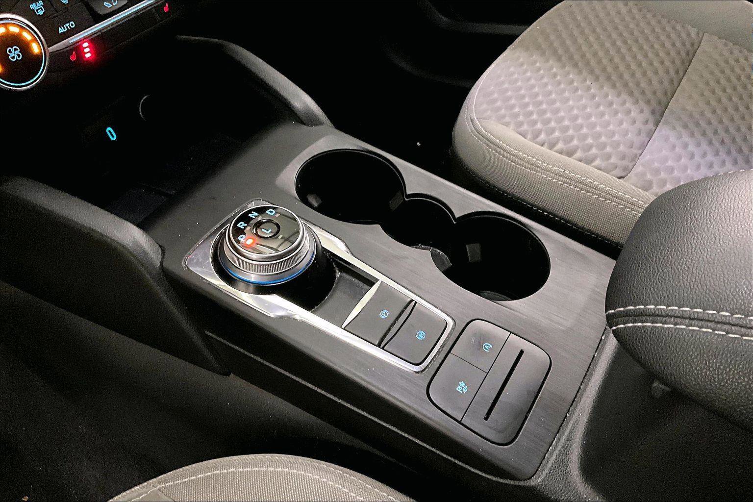 Certified 2020 Ford Escape SE image 16