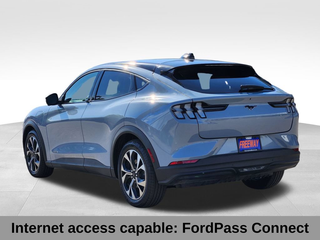 Certified 2025 Ford Mustang Mach-E Select w/ Comfort Package Lite AWD/4WD image 5
