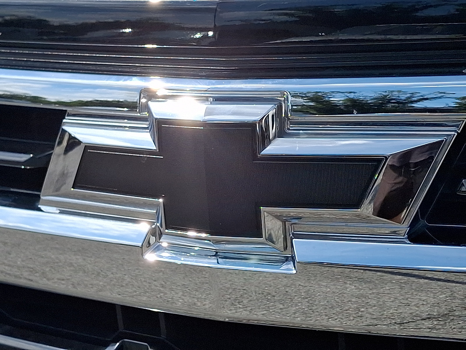 Used 2024 Chevrolet Silverado 1500 LT AWD/4WD image 34