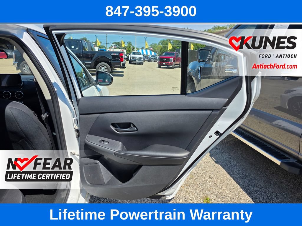 Used 2024 Nissan Sentra SV FWD image 24