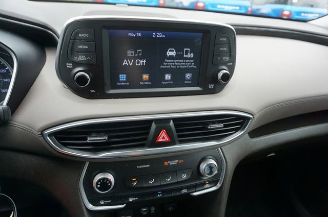 Used 2019 Hyundai Santa Fe SE FWD image 4
