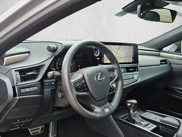 Used 2022 Lexus ES 350 F Sport w/ Accessory Package 2 image 11