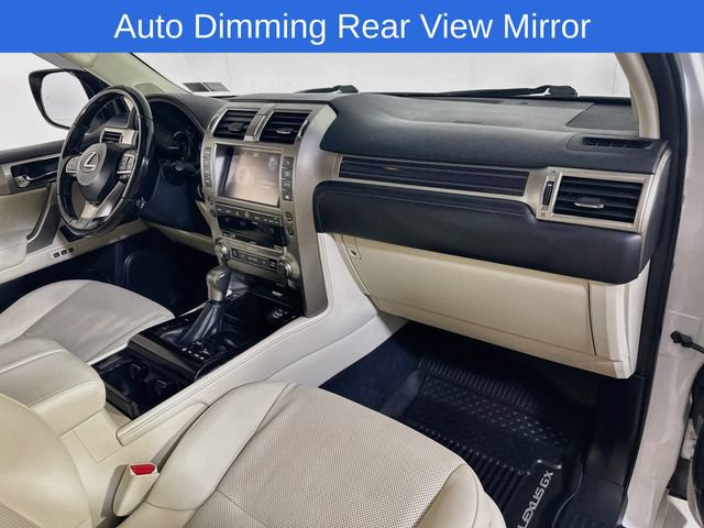Used 2020 Lexus GX 460 Premium w/ Premium Package AWD/4WD image 14