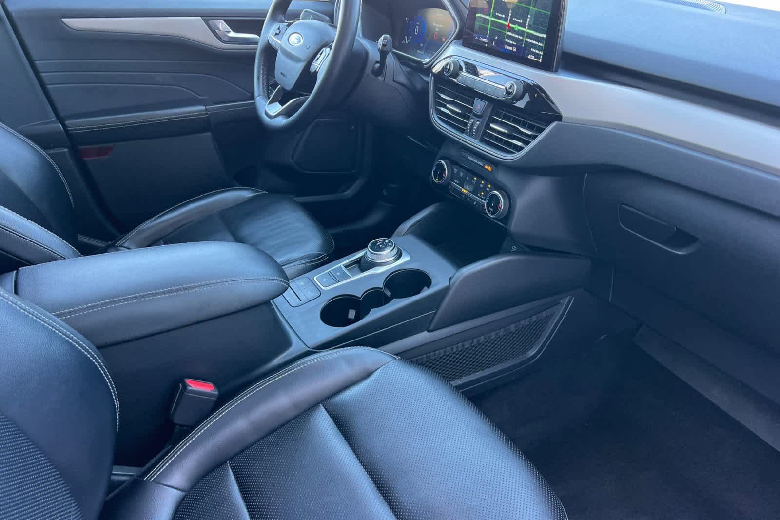 Certified 2022 Ford Escape SEL w/ Technology Package image 16