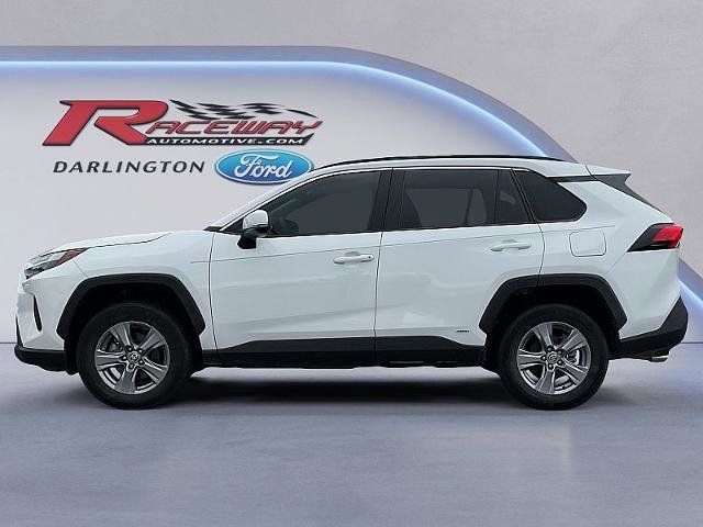 Used 2023 Toyota RAV4 XLE image 2