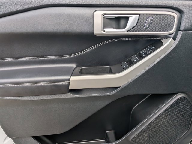 Certified 2022 Ford Explorer XLT AWD/4WD image 11