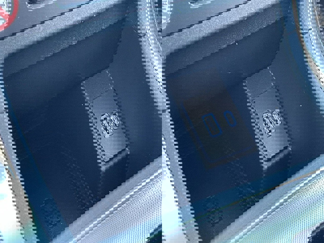 Certified 2024 Ford Edge Titanium image 27