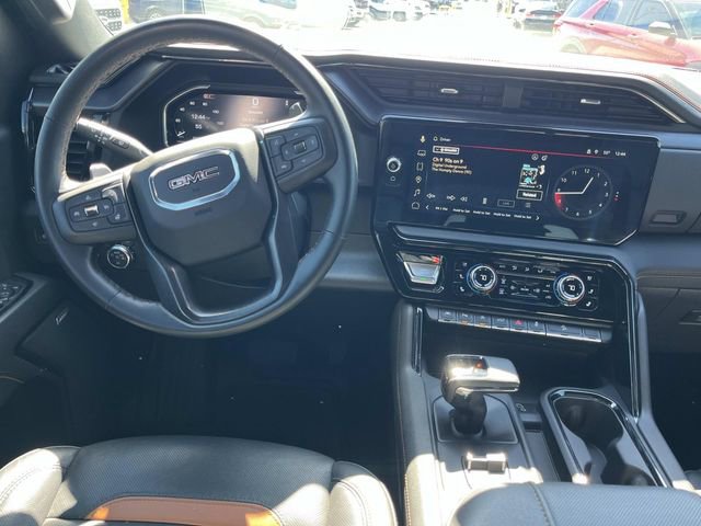 Used 2024 GMC Sierra 1500 AT4 w/ AT4 Preferred Package AWD/4WD image 13
