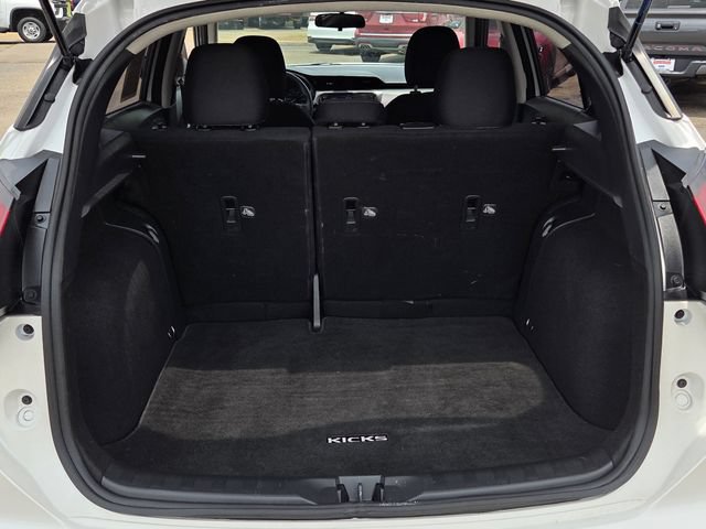 Used 2022 Nissan Kicks SV FWD image 23