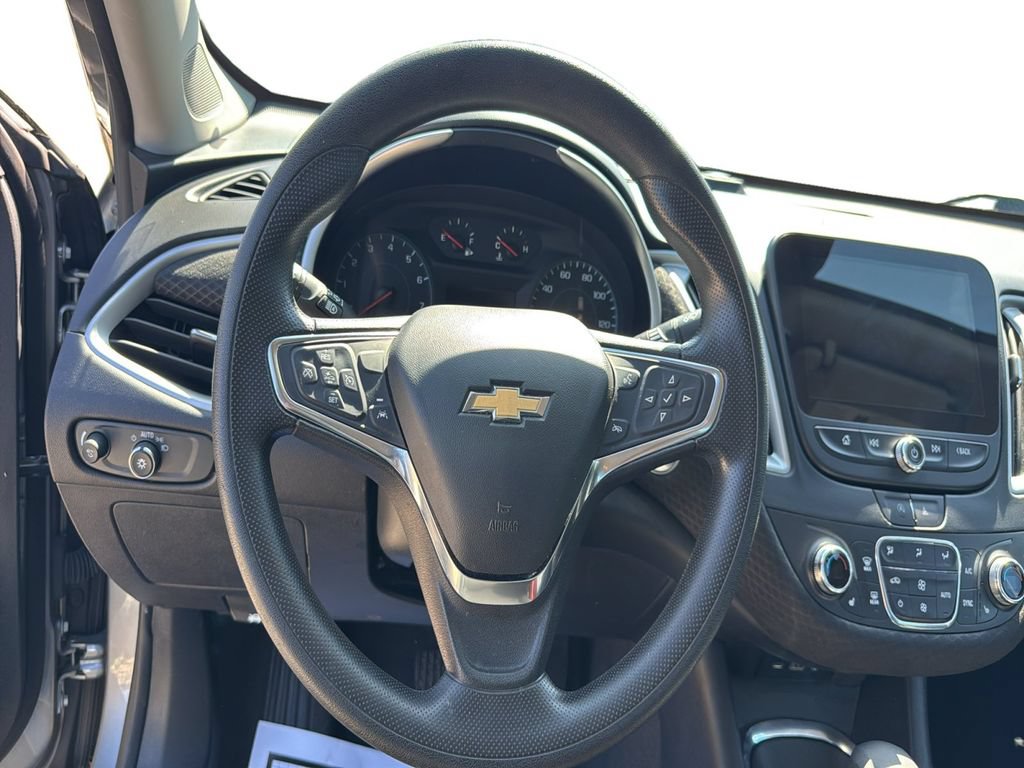 Used 2024 Chevrolet Malibu LT FWD image 16