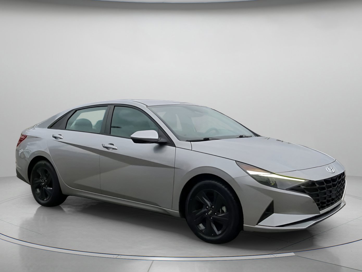 Used 2023 Hyundai Elantra SEL w/ Cargo Package image 31