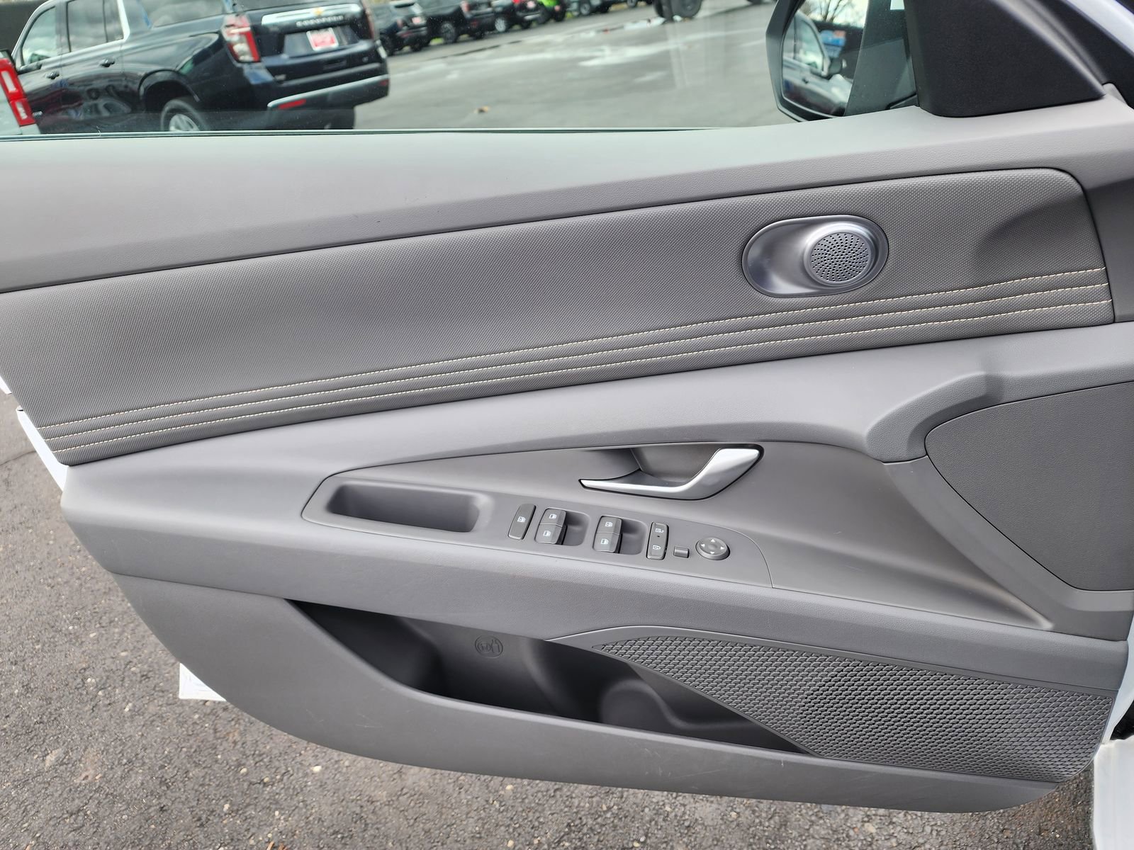 Used 2025 Hyundai Elantra SEL FWD image 20