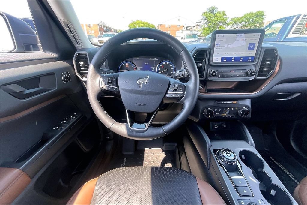 Certified 2023 Ford Bronco Sport Badlands w/ Premium Package AWD/4WD image 4