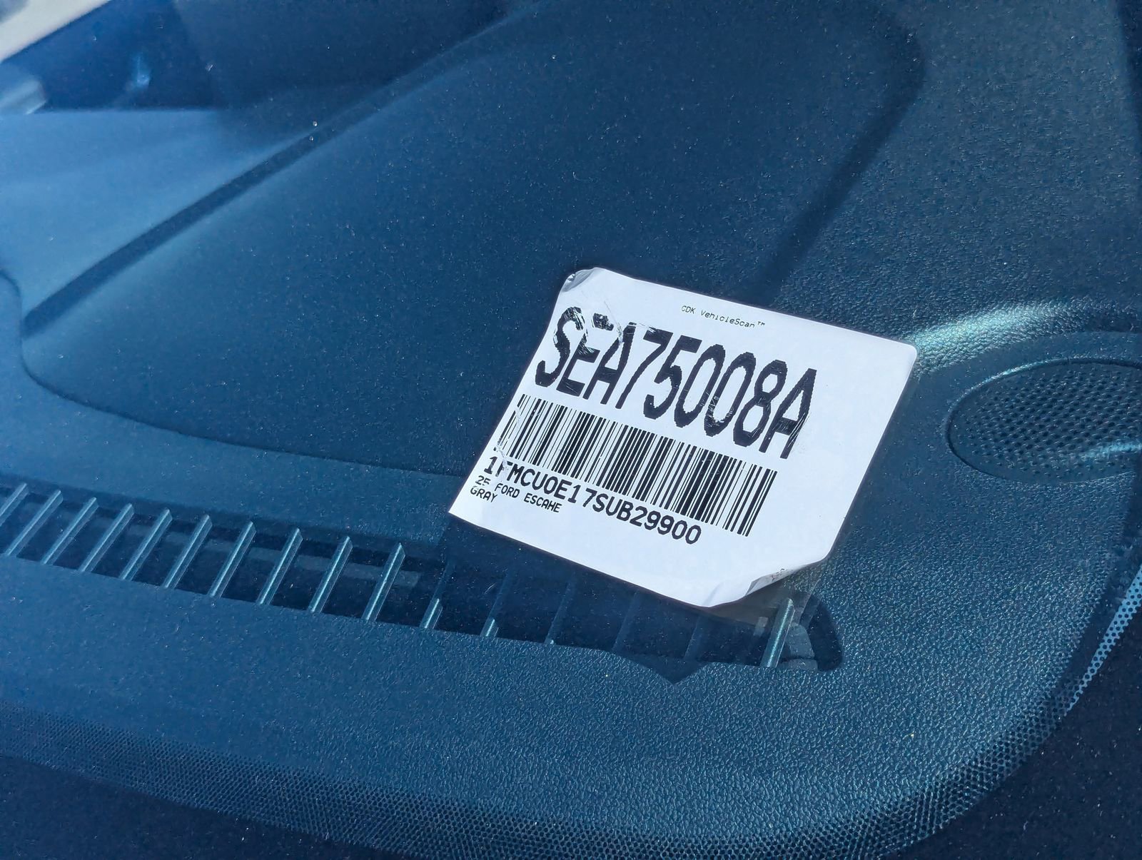 Certified 2025 Ford Escape SE image 30