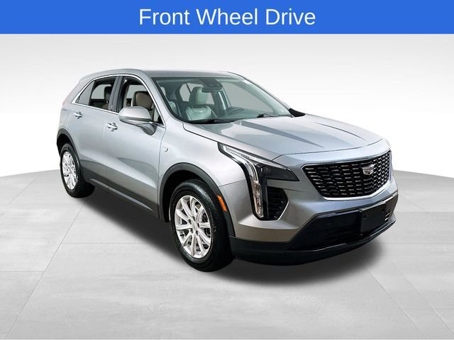 Used 2023 Cadillac XT4 Luxury w/ Cold Weather Package image 5
