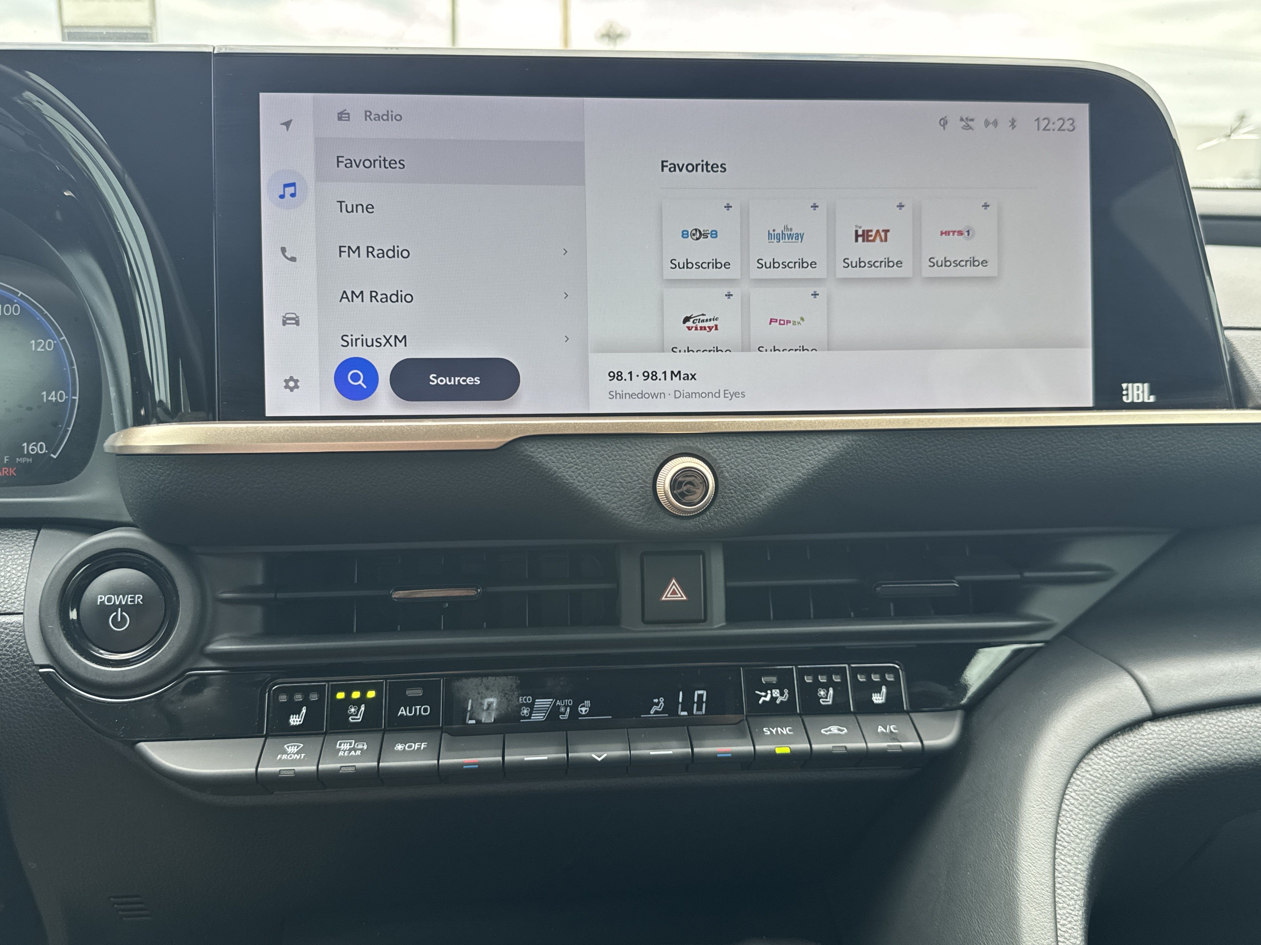 Used 2023 Toyota Crown AWD/4WD image 19
