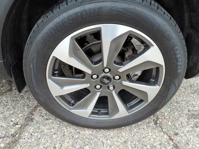 Certified 2024 Ford Escape Platinum AWD/4WD image 12