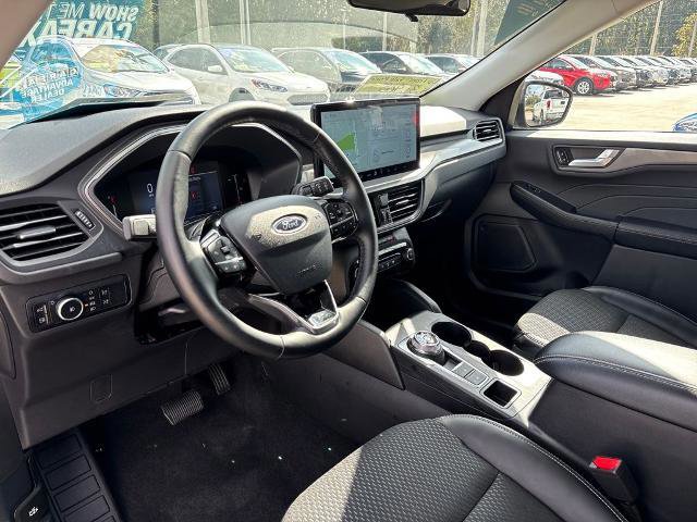 Certified 2025 Ford Escape Base image 10