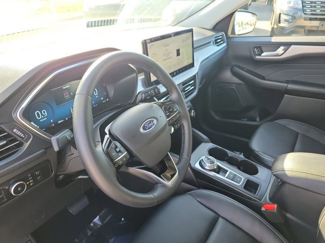 Certified 2023 Ford Escape Platinum image 23