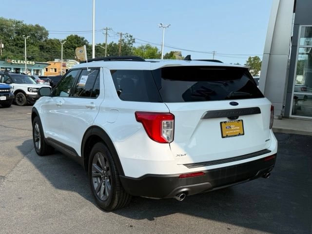 Certified 2021 Ford Explorer XLT w/ Equipment Group 202A AWD/4WD image 6