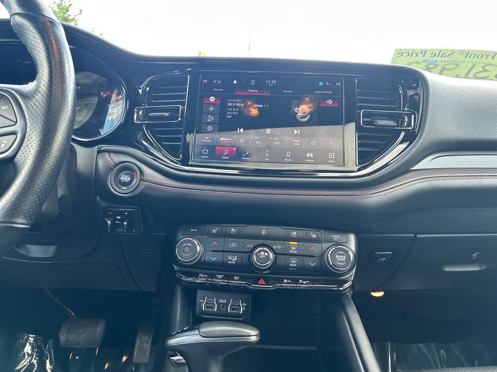 Used 2024 Dodge Durango GT image 44