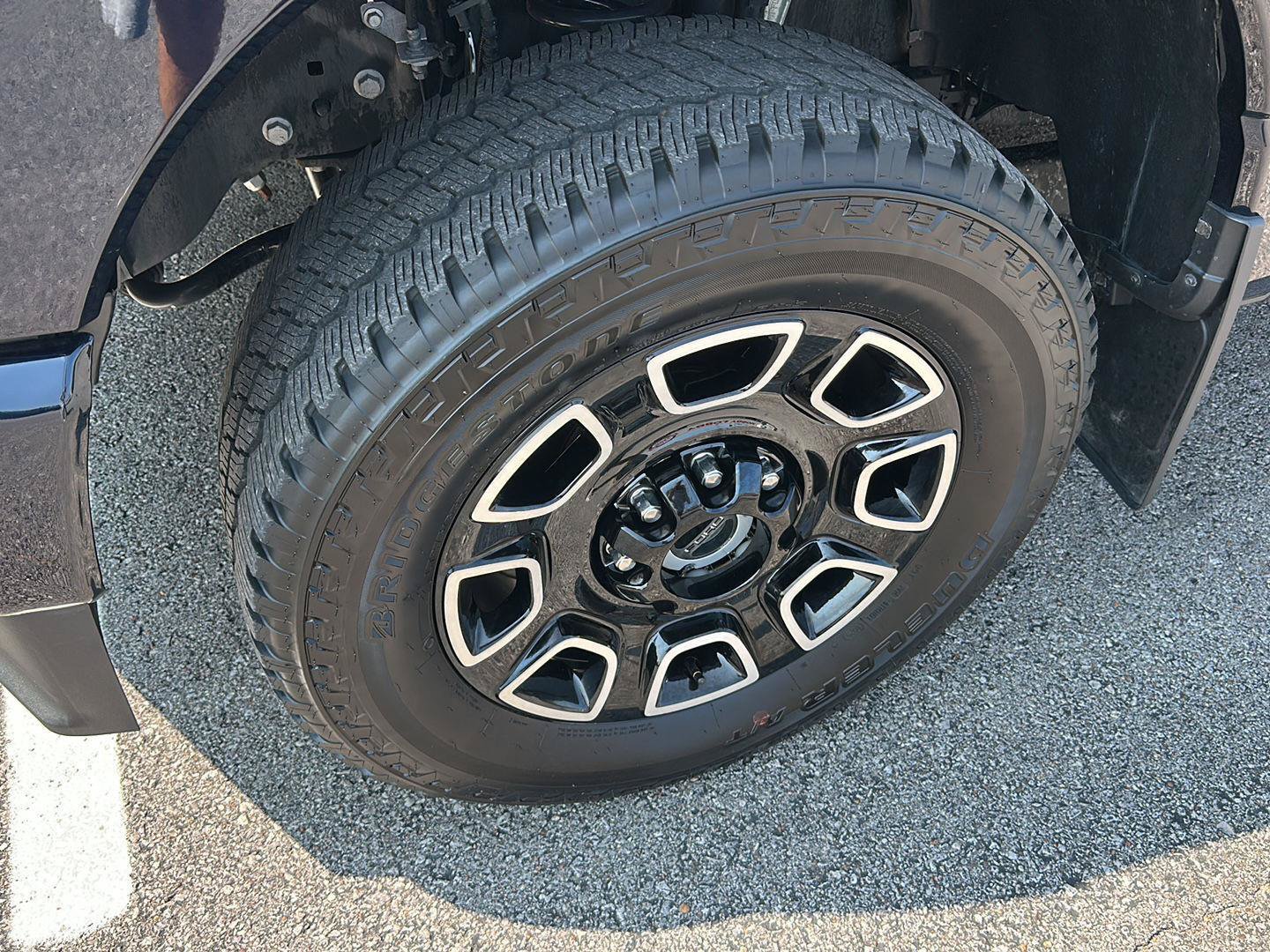 Certified 2025 Ford F350 Platinum AWD/4WD image 9