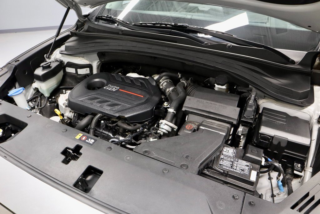 Used 2020 Hyundai Santa Fe Limited image 17