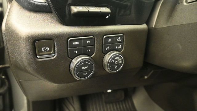 Used 2024 Chevrolet Silverado 2500 High Country w/ High Country Premium Package AWD/4WD image 16