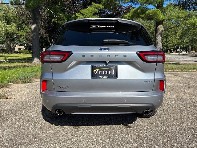 Certified 2024 Ford Escape ST-Line w/ Tech Pack #1 AWD/4WD image 8