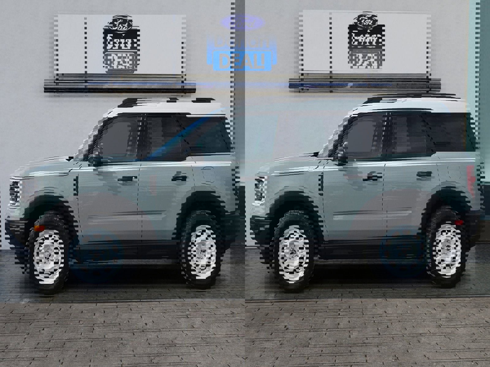 Certified 2024 Ford Bronco Sport Heritage w/ Heritage Convenience Package image 2