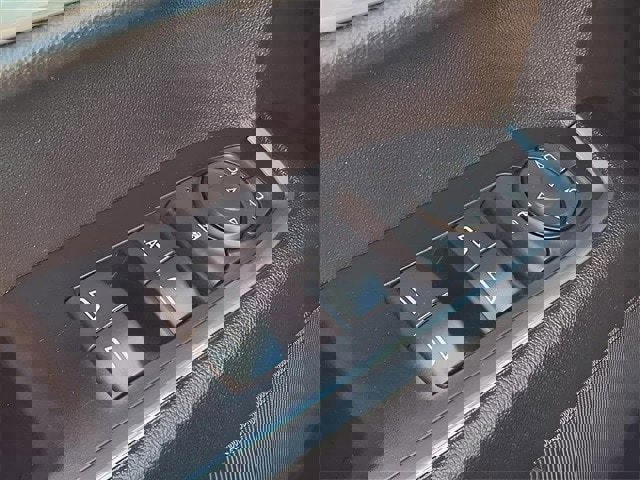 Used 2023 Chevrolet Silverado 1500 LT image 21