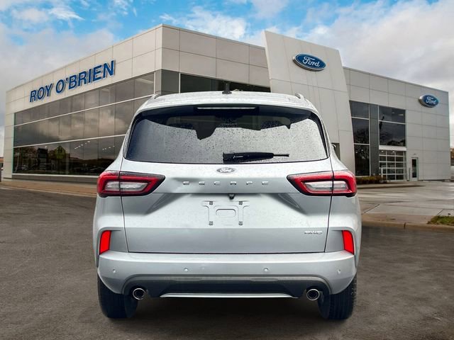 Certified 2024 Ford Escape ST-Line w/ Tech Pack #1 AWD/4WD image 4