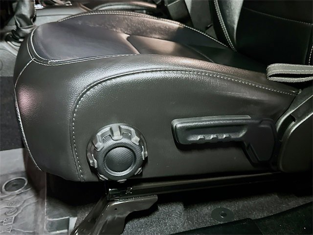 Used 2020 Jeep Gladiator Overland w/ Popular Equipment Package image 16