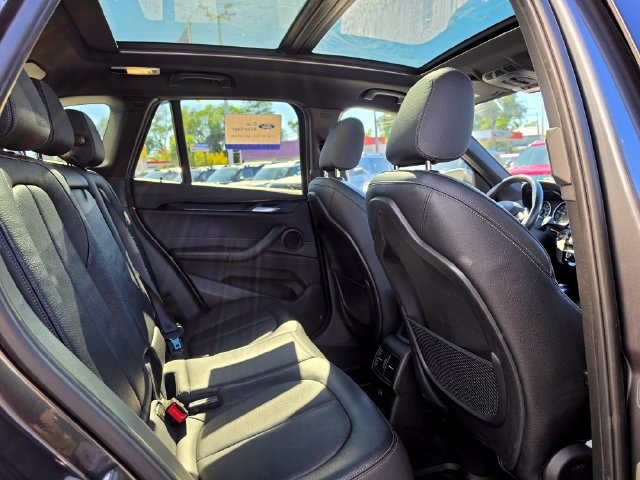 Used 2018 BMW X1 xDrive28i AWD/4WD image 19