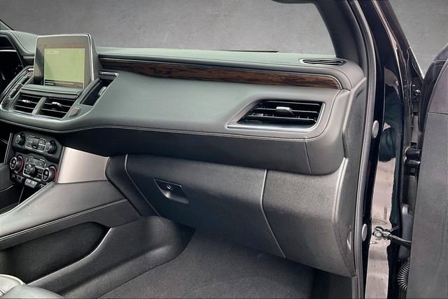 Used 2024 Chevrolet Suburban Premier image 15