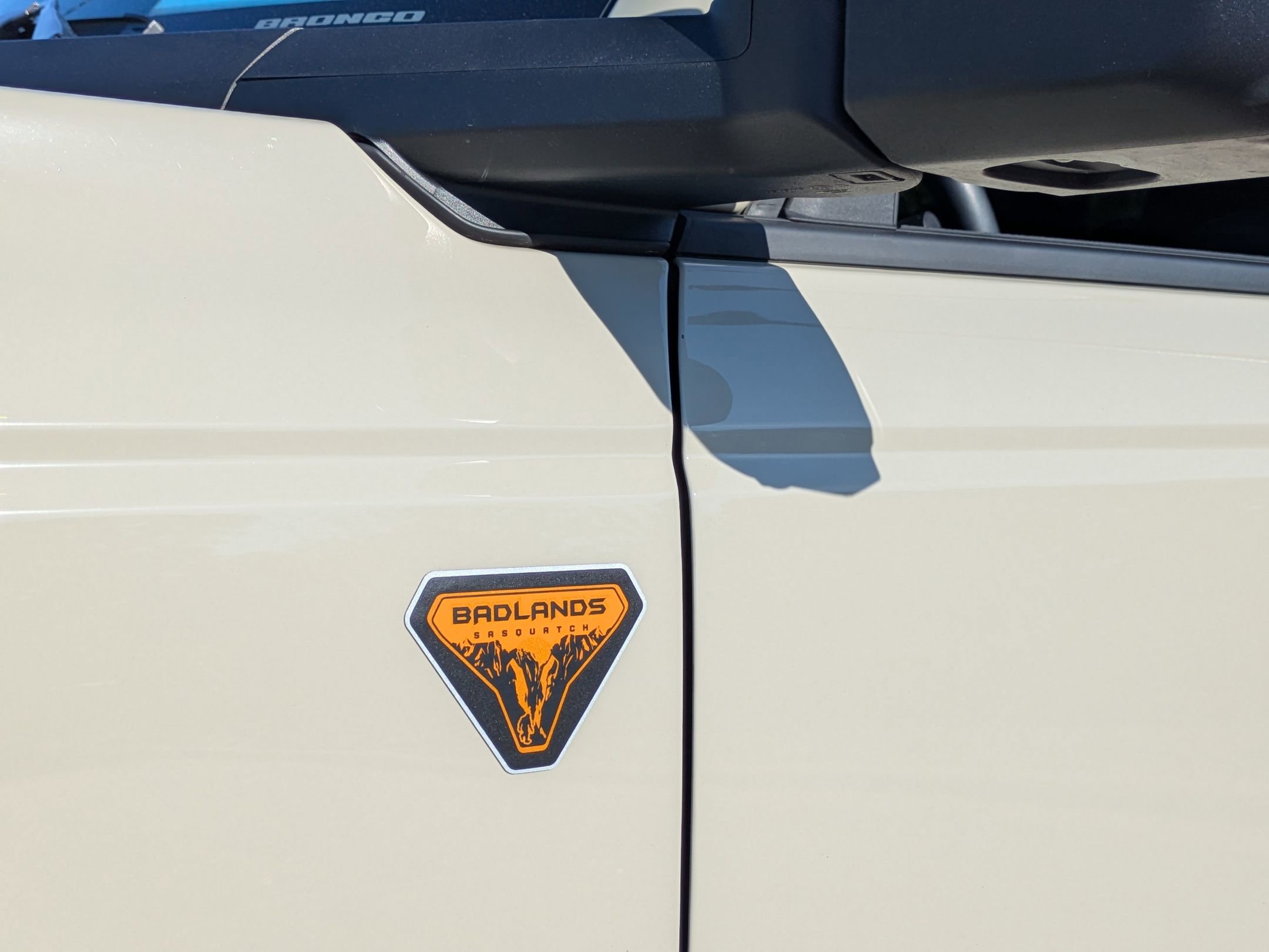 Certified 2025 Ford Bronco Badlands AWD/4WD image 12