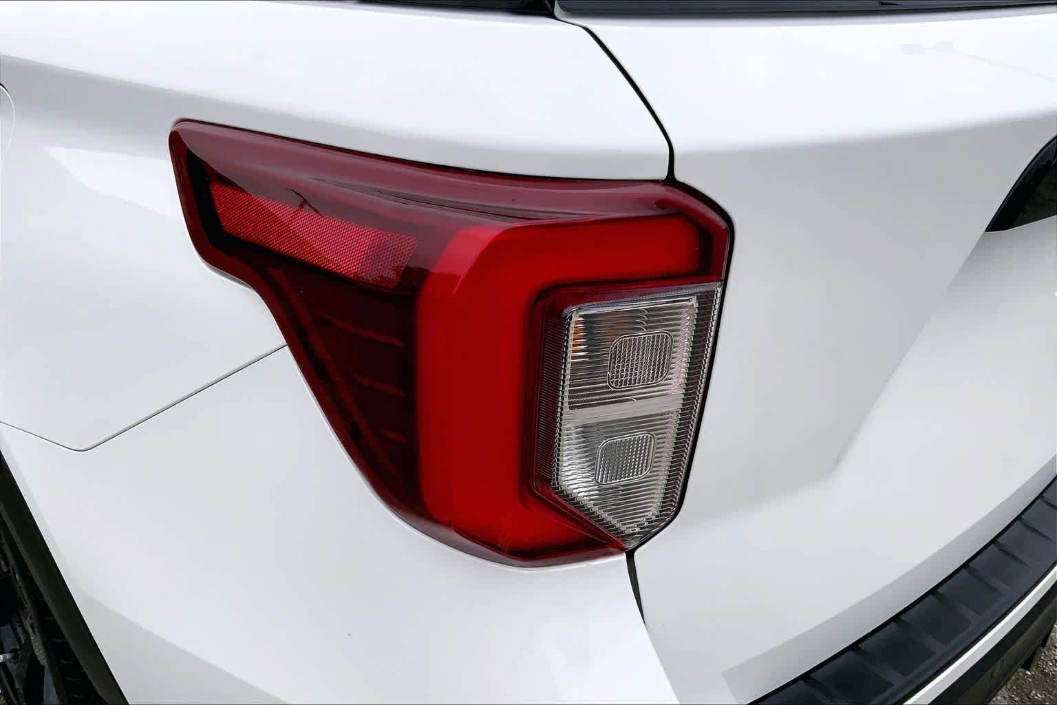 Certified 2021 Ford Explorer ST w/ Equipment Group 401A AWD/4WD image 26