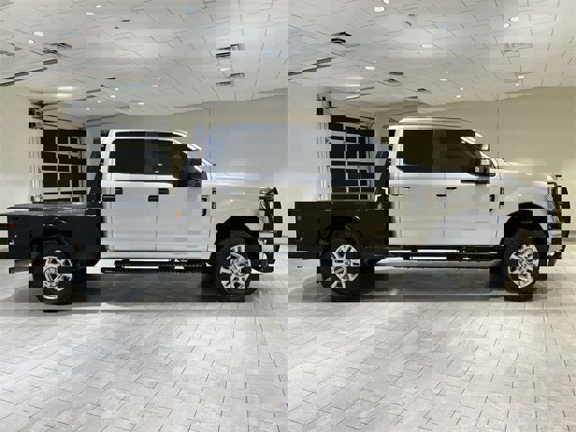 Certified 2019 Ford F250 XL w/ STX Appearance Package image 6