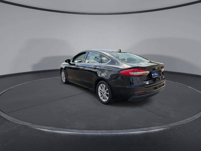 Certified 2019 Ford Fusion SE FWD image 6