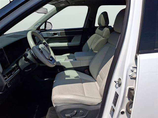 Used 2024 Hyundai Santa Fe Limited AWD/4WD image 10