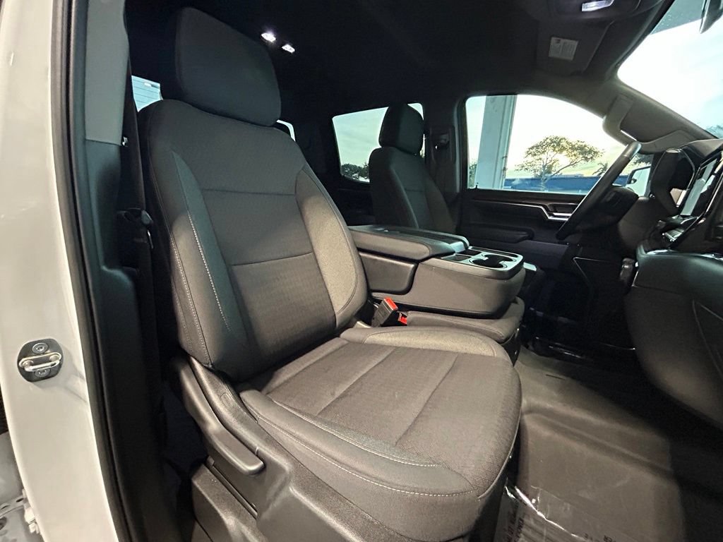 Used 2023 Chevrolet Silverado 1500 LT Trail Boss w/ Protection Package AWD/4WD image 30