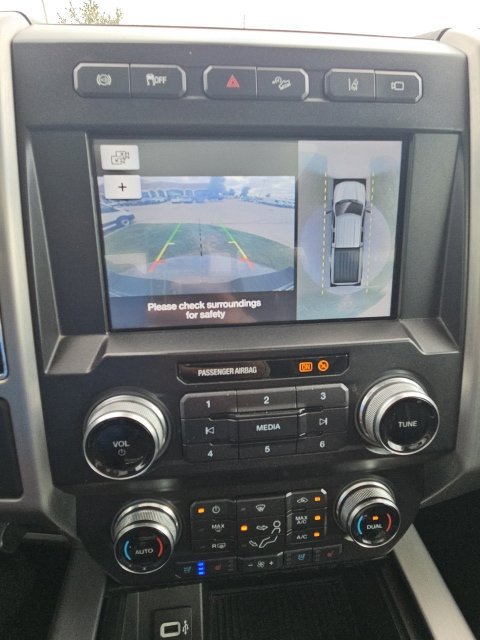 Certified 2019 Ford F250 Platinum w/ Platinum Ultimate Package AWD/4WD image 19