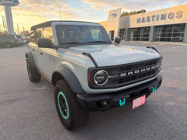 Certified 2024 Ford Bronco Black Diamond w/ Sasquatch Package AWD/4WD image 1